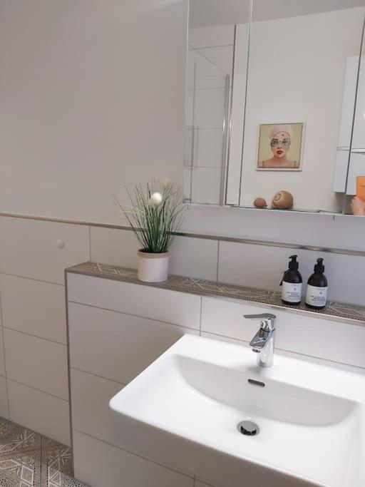 Apartment - Parkblick - Am Buhl'schen Park - Zentrumsnah Deidesheim